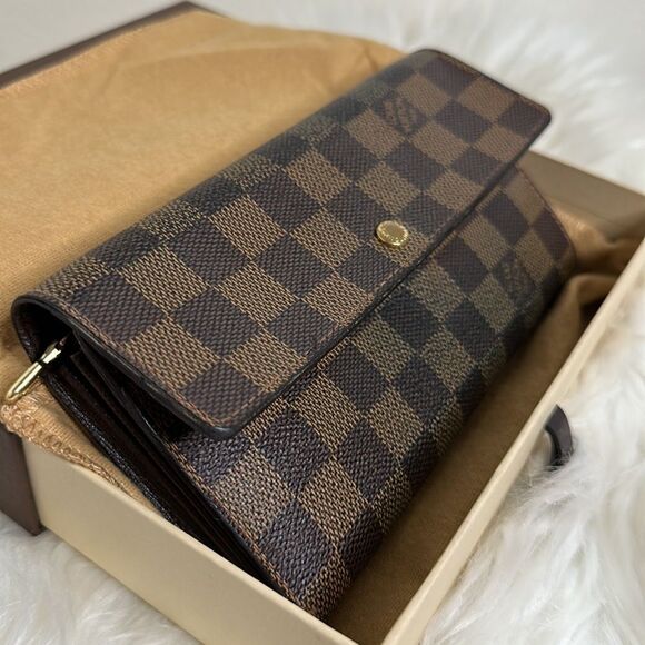 💯Authentic Louis Vuitton DE Long Wallet 🍀 - Picture 8 of 14